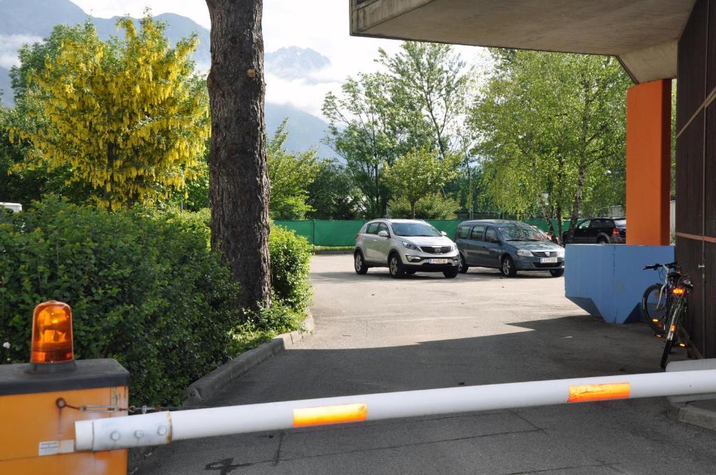 Jugendherberge Innsbruck - Youth Hostel מראה חיצוני תמונה